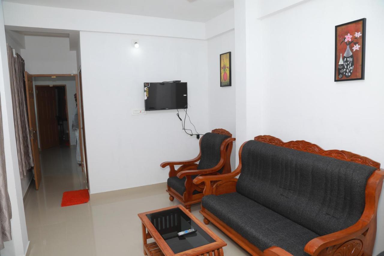 Sivaranjini Tourist Villa Guruvāyūr Dış mekan fotoğraf